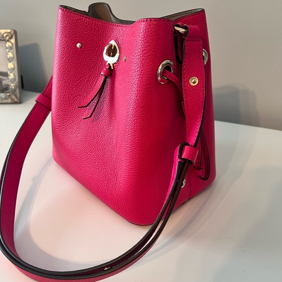 Kate Spade Vibrant Pink Shoulder Bucket Bag - Picture 2 of 6